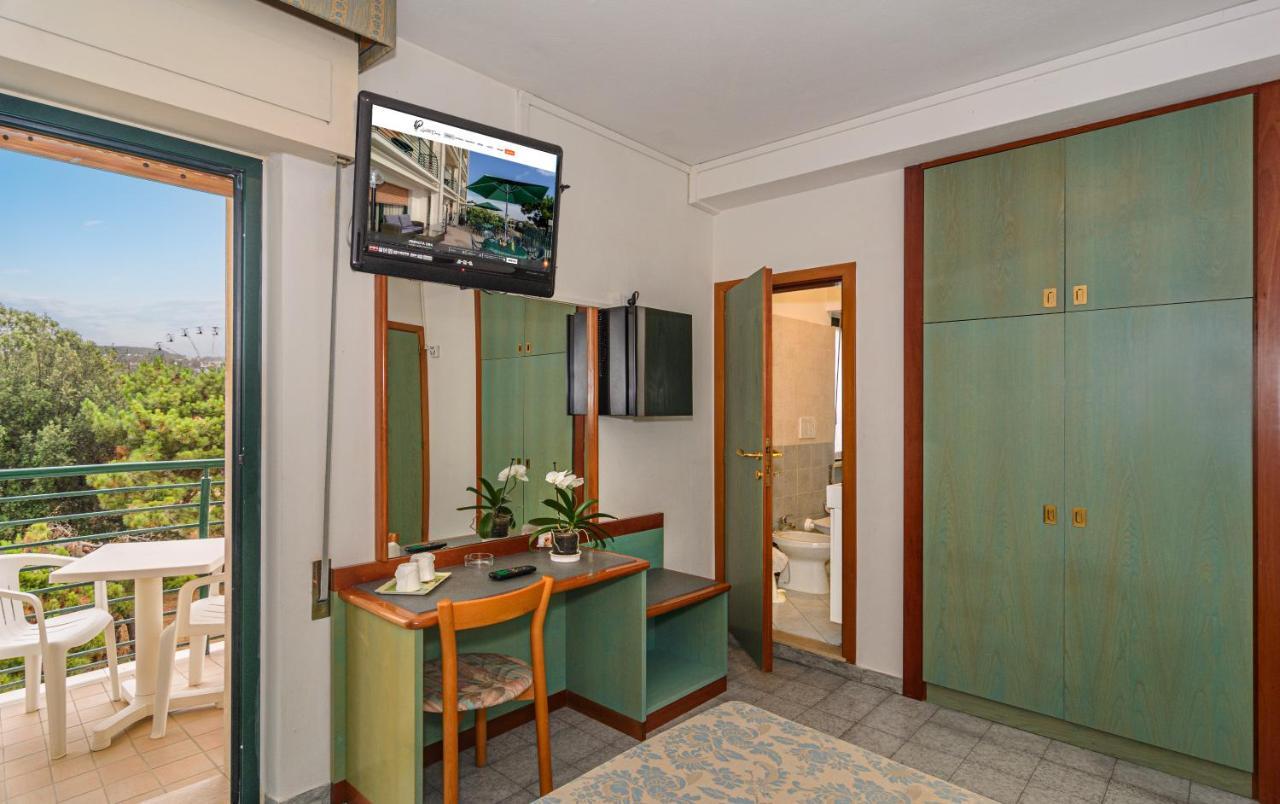 Hotel Paris Lido di Camaiore Exteriér fotografie