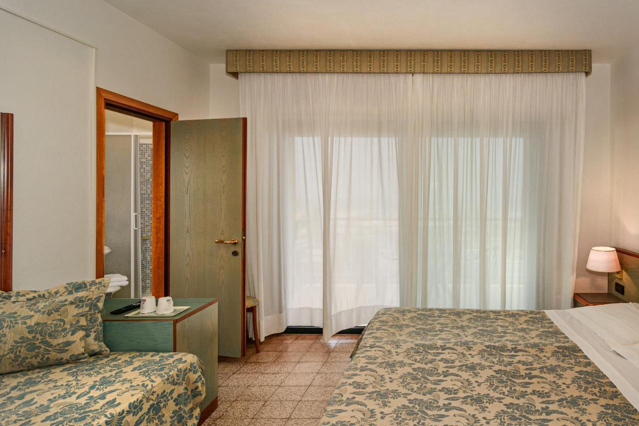 Hotel Paris Lido di Camaiore Exteriér fotografie